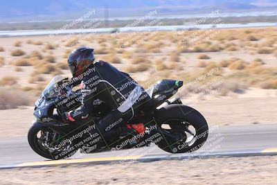 media/Dec-10-2023-SoCal Trackdays (Sun) [[0ce70f5433]]/Turn 9 Inside Set 1 (1115am)/